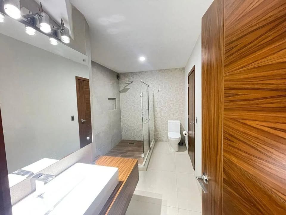Casa en Venta en San Martin Del Tajo, Tlajomulco de Zuñiga | 5 Recamaras | 346m²