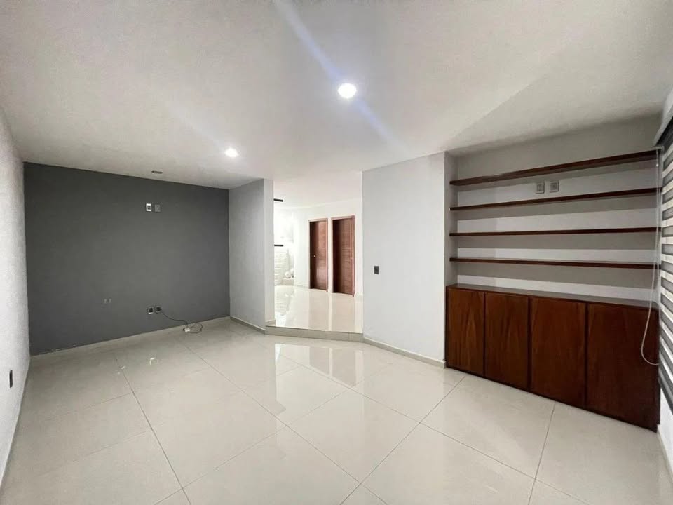 Casa en Venta en San Martin Del Tajo, Tlajomulco de Zuñiga | 5 Recamaras | 346m²
