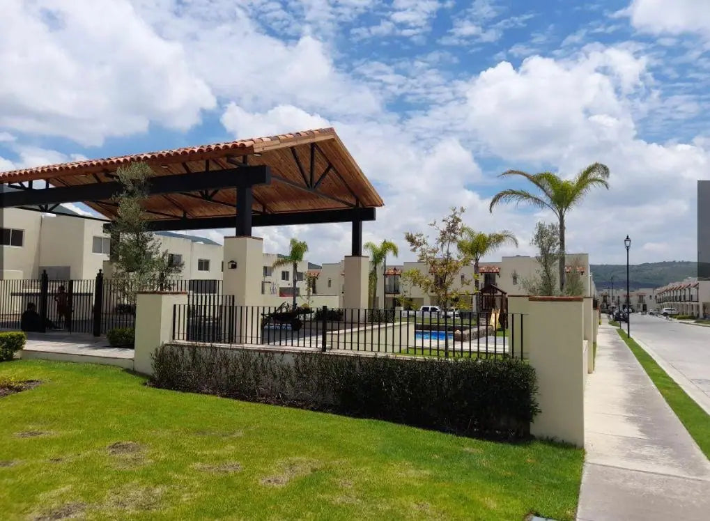 Casa en Renta en Alta California Residencial Tlajomulco de Zuñiga