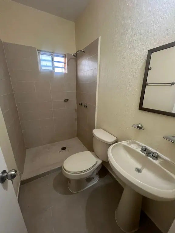 Casa en Renta en Alta California Residencial Tlajomulco de Zuñiga
