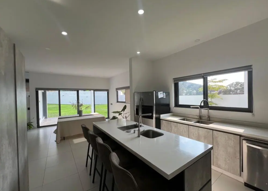 Casa en Venta en Diana Natura Residencial | 6 Recamaras | 1080m²
