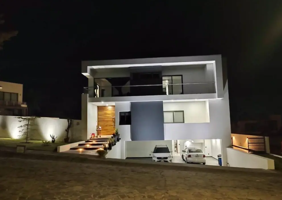 Casa en Venta en Diana Natura Residencial | 6 Recamaras | 1080m²
