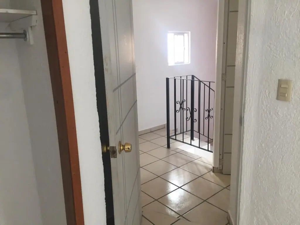 Casa en Venta en Fraccionamiento el Paraiso, Tlajomulco de Zúñiga