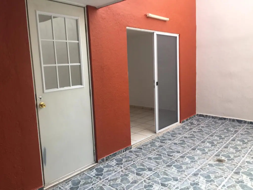 Casa en Venta en Fraccionamiento el Paraiso, Tlajomulco de Zúñiga