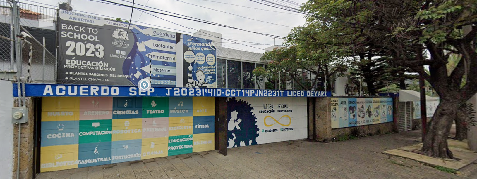 Casa en Venta en Av Lazaro Cardenas, Jardines del Bosque Centro