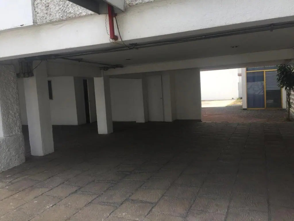 Casa en Venta en Av Lazaro Cardenas, Jardines del Bosque Centro
