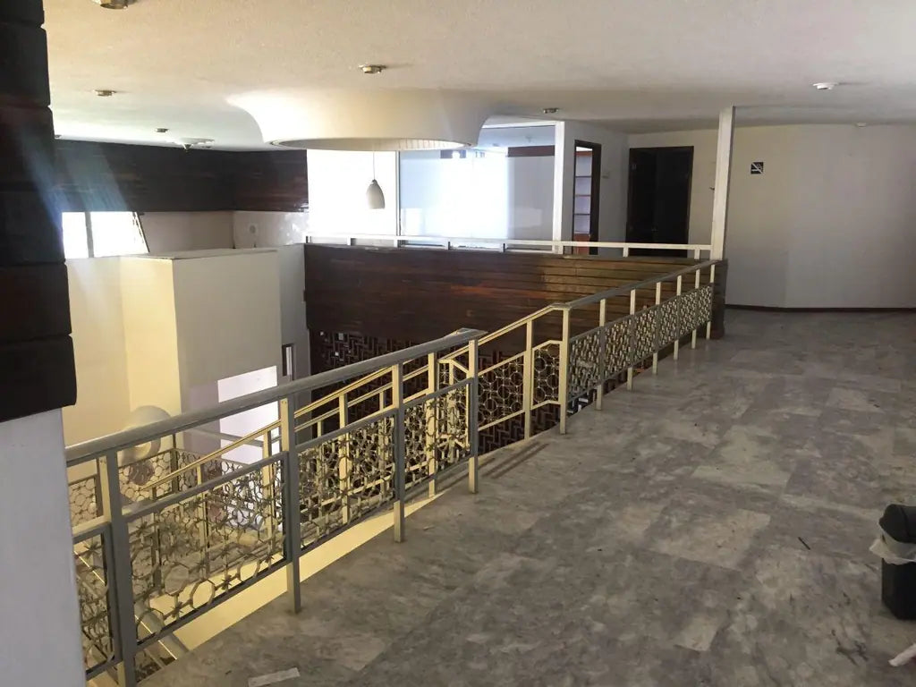 Casa en Venta en Av Lazaro Cardenas, Jardines del Bosque Centro