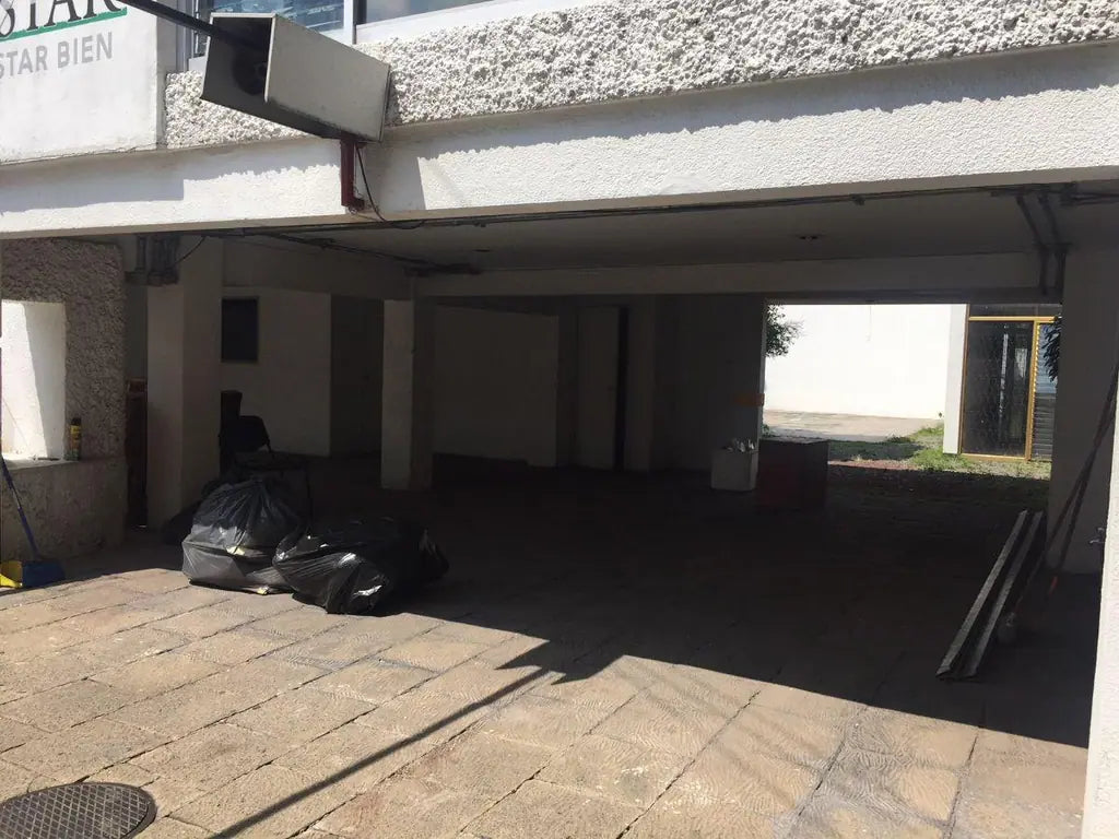 Casa en Venta en Av Lazaro Cardenas, Jardines del Bosque Centro
