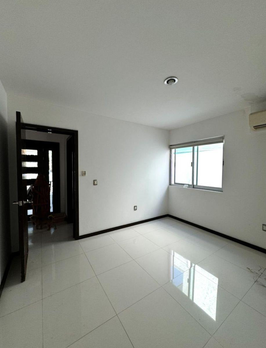 Casa en Venta en El Manantial, Tlajomulco de Zuñiga | 4 Recamaras | 307m