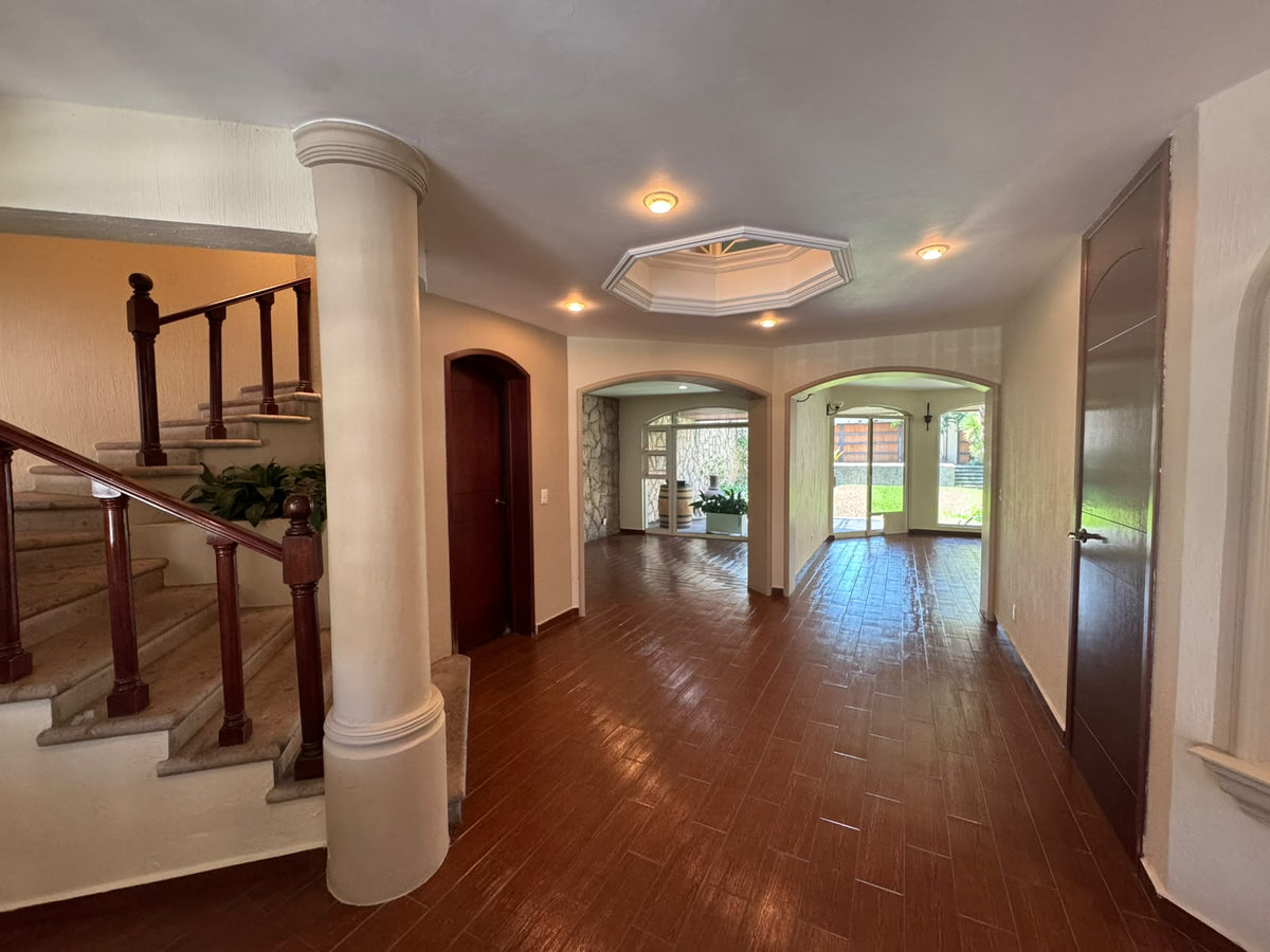 Renta Residencia en Bosques de Santa Anita