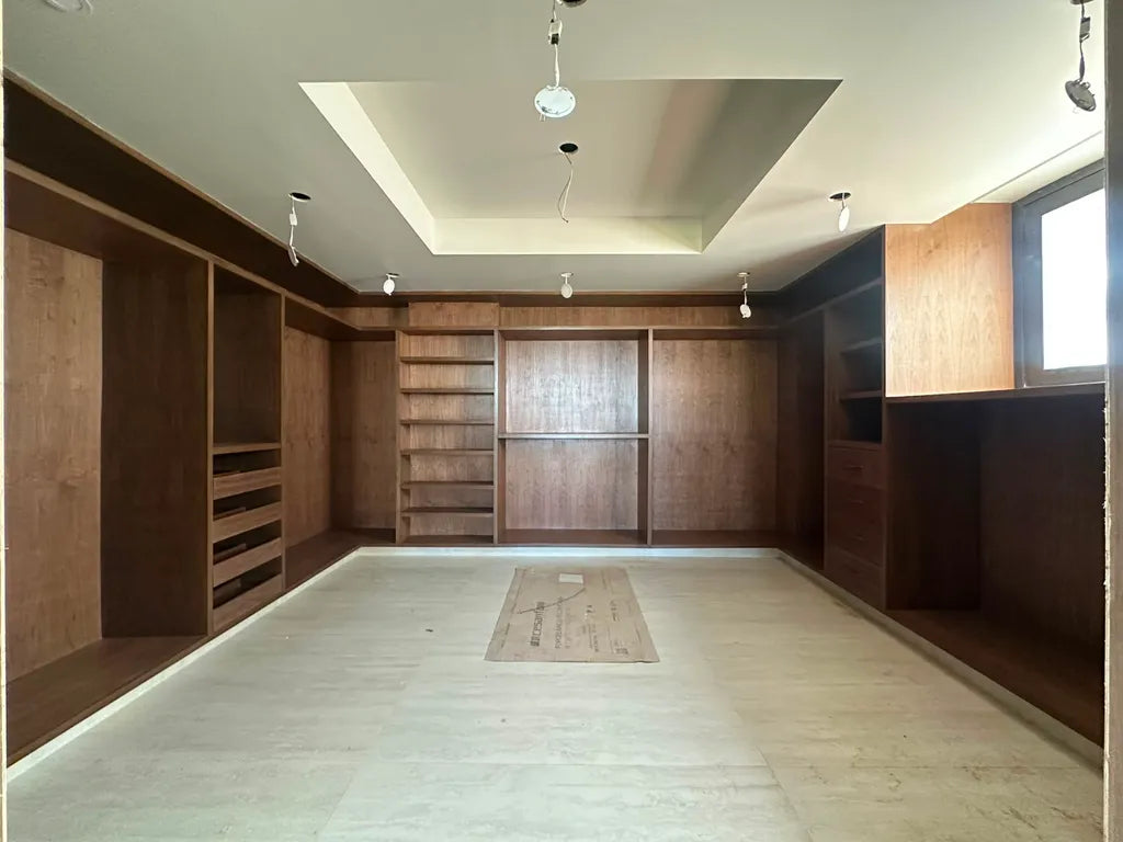 Casa en Venta en El Cielo Country Club, Tlajomulco de Zúñiga | 5 Recámaras · 1,420 m²